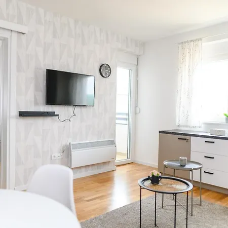 Aqua Lux - Hill - Kod Akva Parka Podina