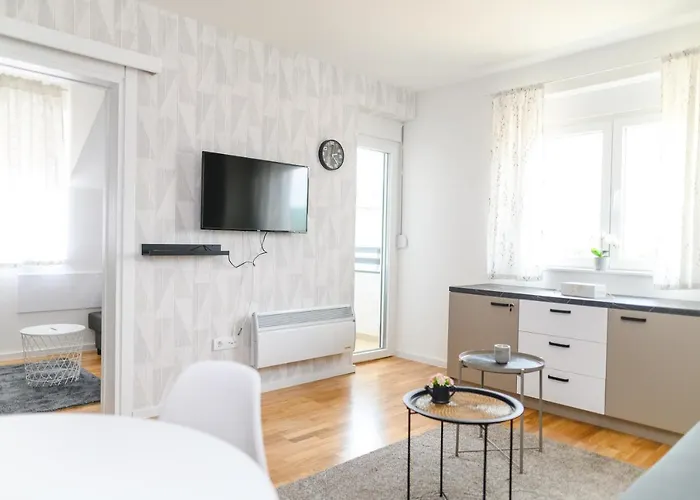 Aqua Lux - Hill - Kod Akva Parka Podina