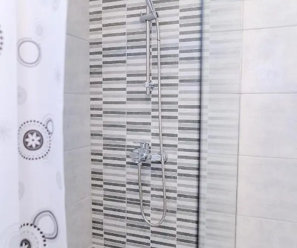 Aqua Lux - Hill - Kod Akva Parka Podina * 索科矿泉村