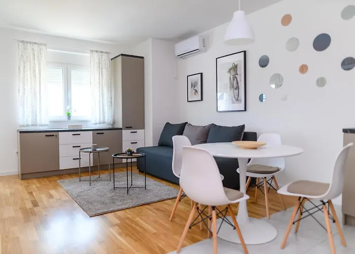 Aqua Lux - Hill - Kod Akva Parka Podina 公寓